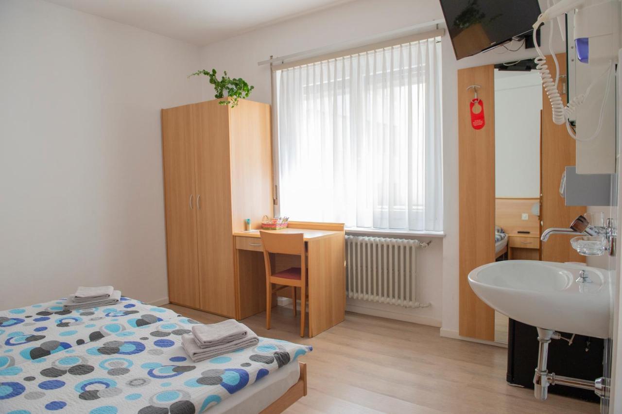 Garni Moderno Hotel Bellinzona Eksteriør billede