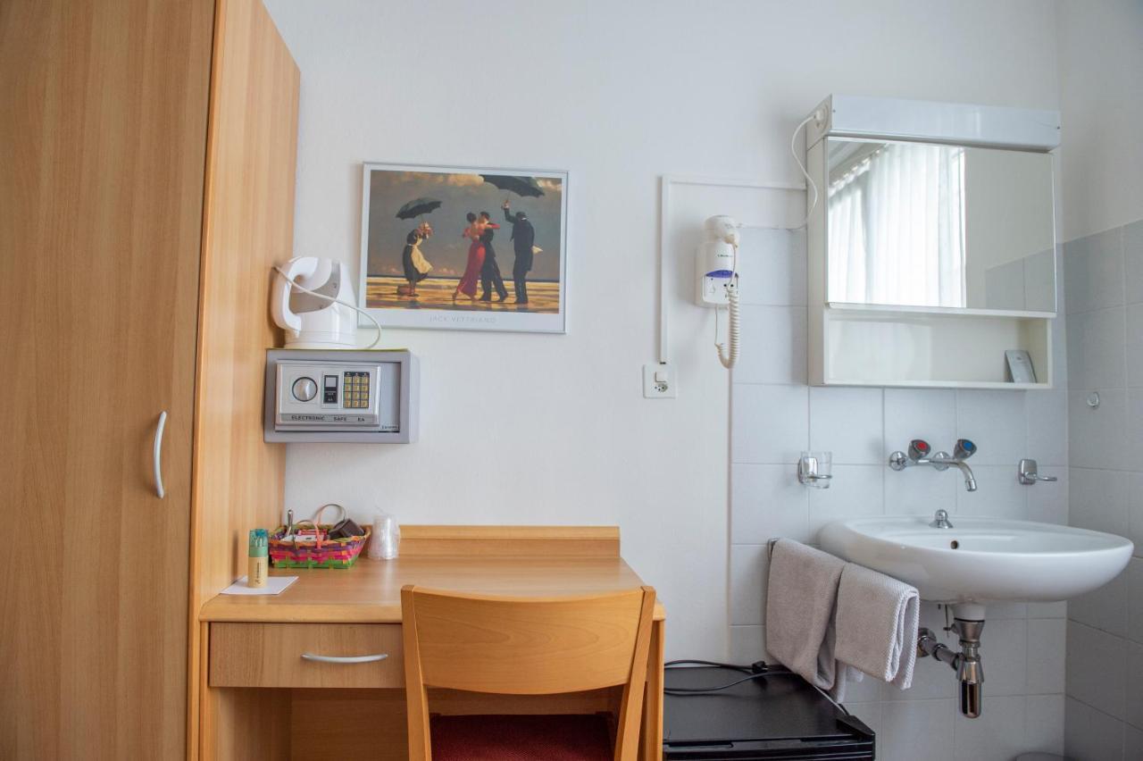 Garni Moderno Hotel Bellinzona Eksteriør billede