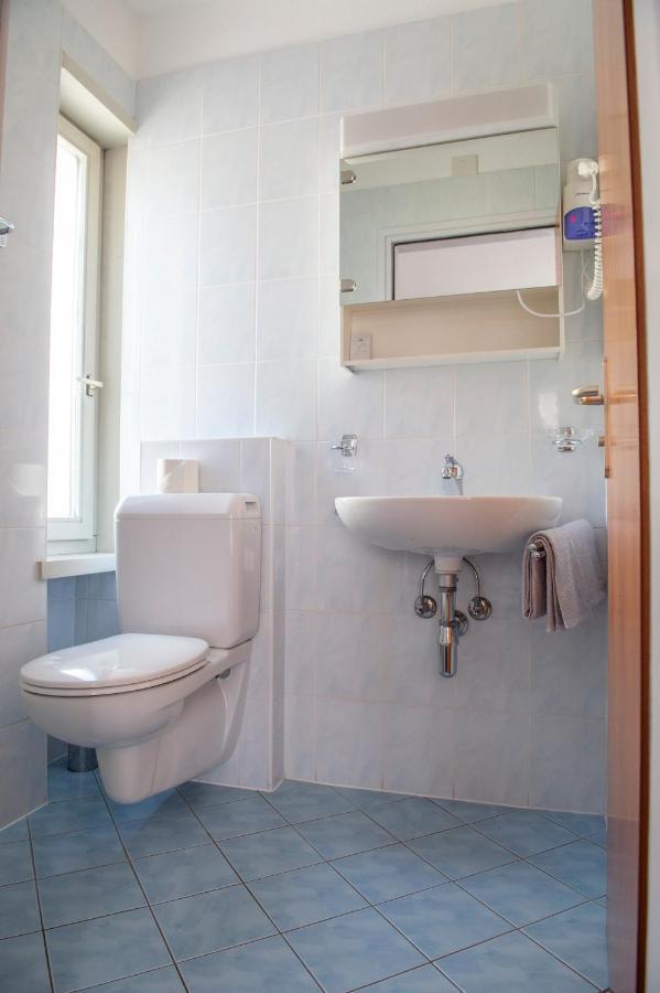 Garni Moderno Hotel Bellinzona Eksteriør billede