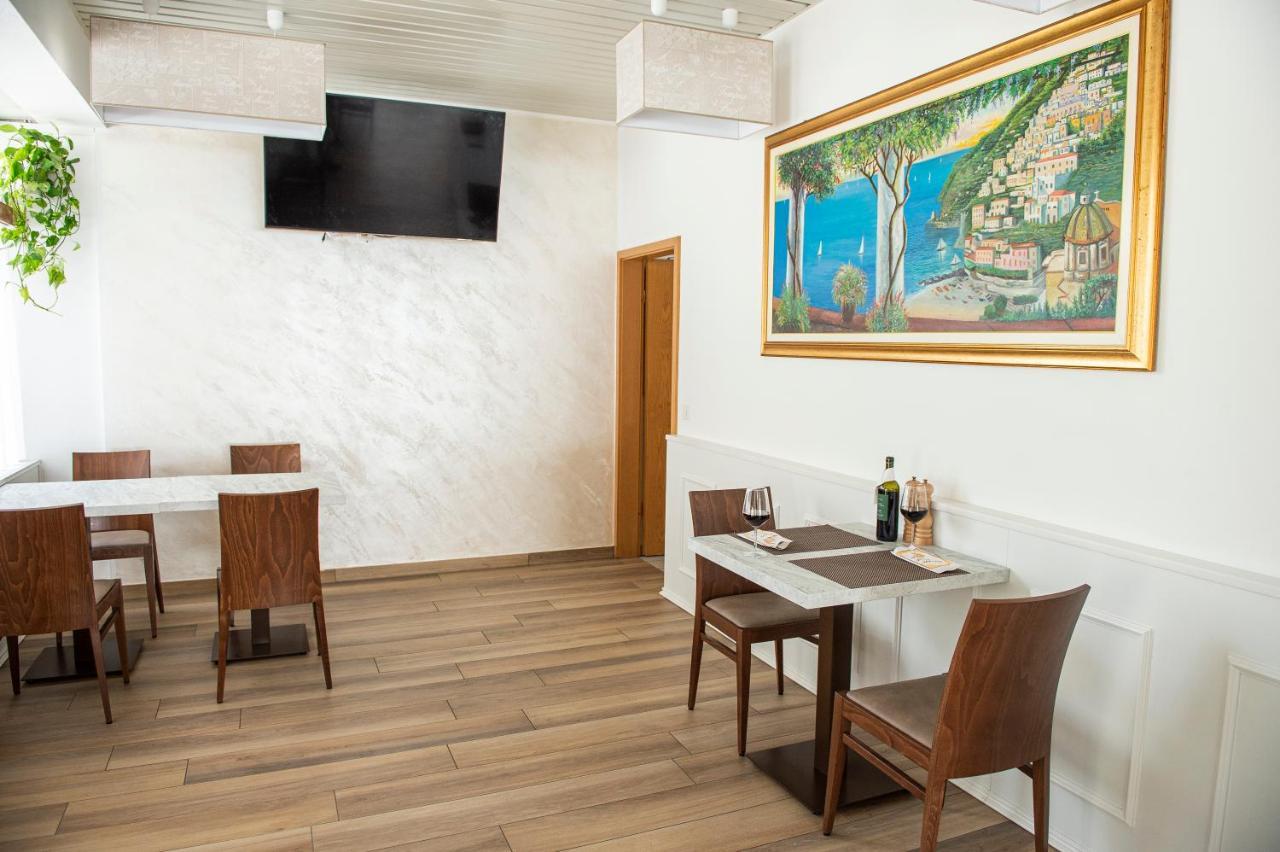 Garni Moderno Hotel Bellinzona Eksteriør billede